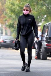 Sofia Richie - Leaving a Yoga Class in West Hollywood 10/21/2020