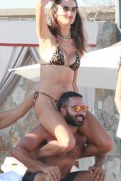 Alessandra Ambrosio in Cabo San Lucas 11/02/2020