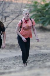 Amber Heard - Hike With a Friend in LA 11/16/2020