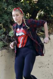 Amber Heard in Rolling Stones Shirt - Hike in LA 11/18/2020