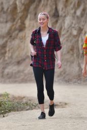 Amber Heard on a Hike in Pasadena 11/01/2020