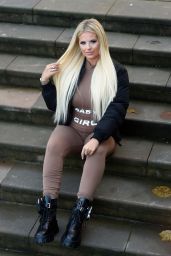 Apollonia Llewellyn - Photoshoot in Manchester City Centre in London 11/09/2020