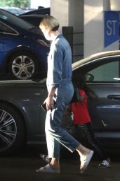 Charlize Theron - Out in Los Angeles 11/04/2020