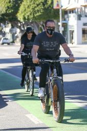 Christina Schwarzenegger - Morning Bike in Santa Monica 11/28/2020
