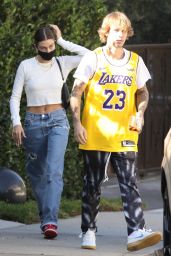 Hailey Bieber and Justin Bieber - Visit Some Friends in Beverly Hills 11/19/2020