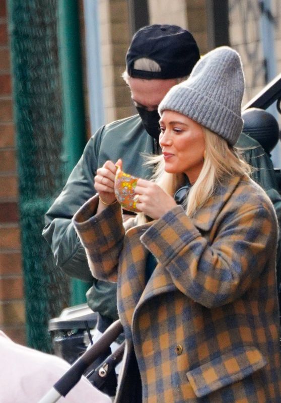Hilary Duff - Out in New York City 11/28/2020
