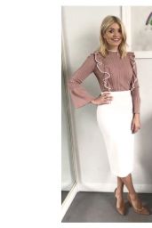 Holly Willoughby 11/17/2020