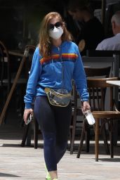Isla Fisher in Tights - Out in Sydney 11/25/2020