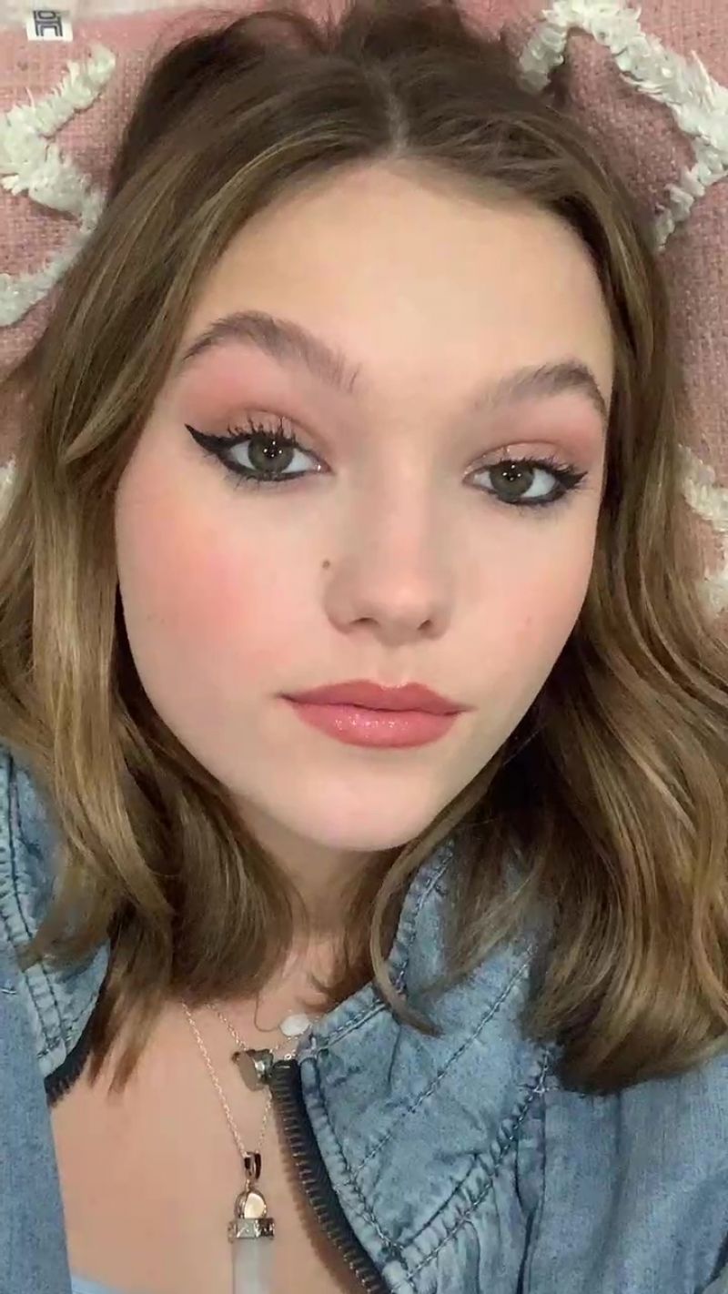 Jayden Bartels 11/10/2020 • CelebMafia