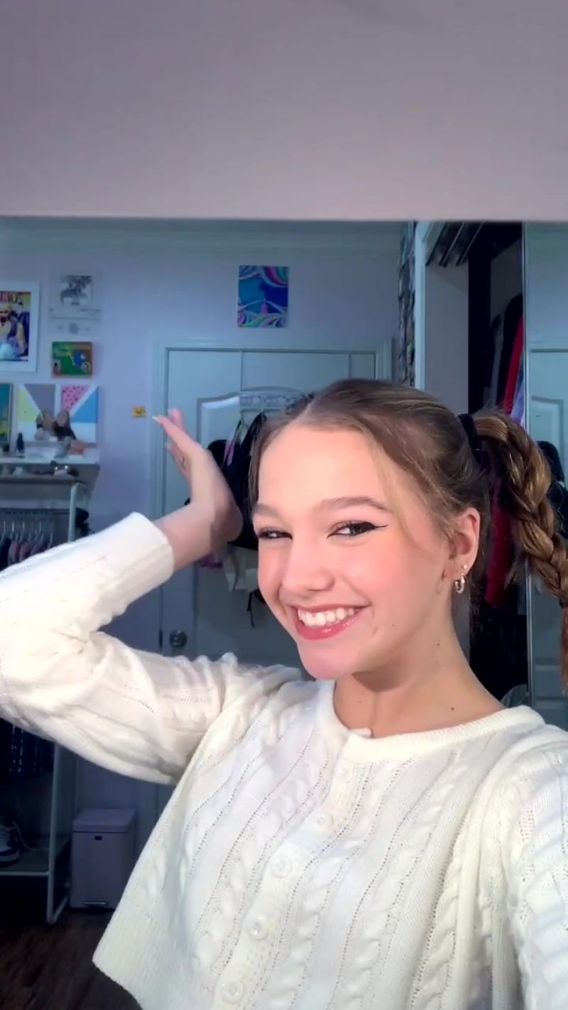 Jayden Bartels 11/27/2020 • CelebMafia