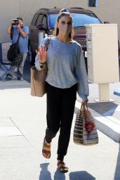 Jenna Johnson - Arriving at the Dance Studio in LA 11/06/2020
