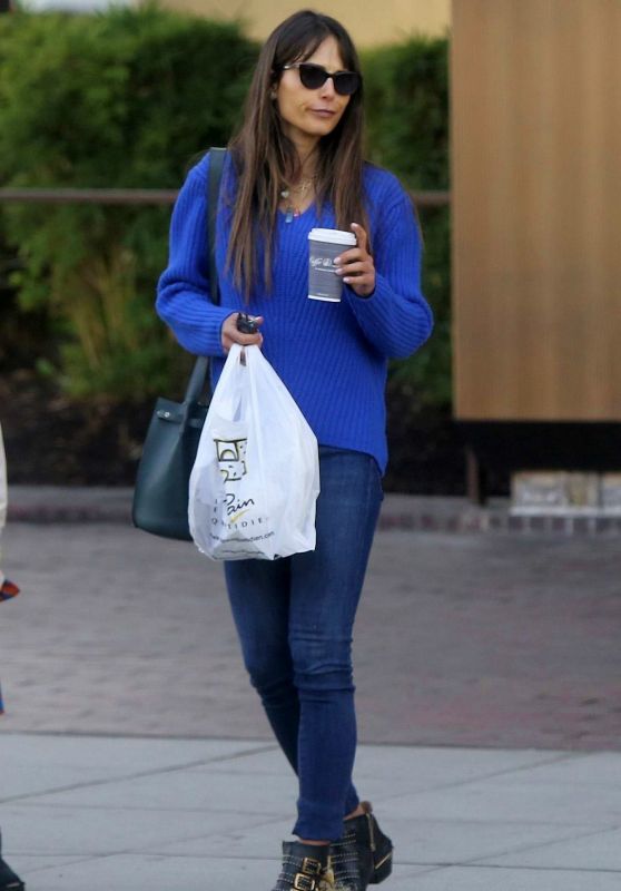 Jordana Brewster at Le Pain Quotidien in Beverly Hills 11/23/2020