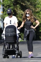 Katherine Schwarzenegger With Mom Maria Shriver in Brentwood 11/15/2020
