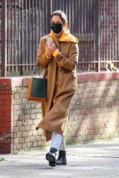 Katie Holmes in Csual Outfit - SoHo, New York 11/03/2020