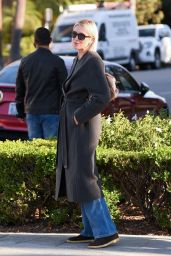 Kelly Rutherford at Porta Via Restaurant in Beverly Hills 11/10/2020
