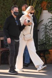 Kelly Rutherford - Out in Beverly Hills 11/11/2020