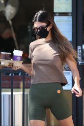 Kendall Jenner in a T-Shirt and Skintight Shorts 10/31/2020