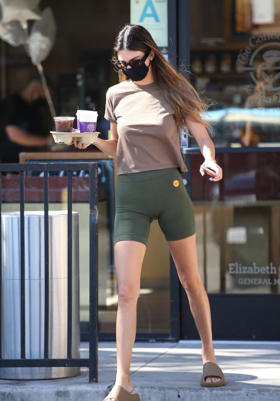 Kendall Jenner in a T-Shirt and Skintight Shorts 10/31/2020