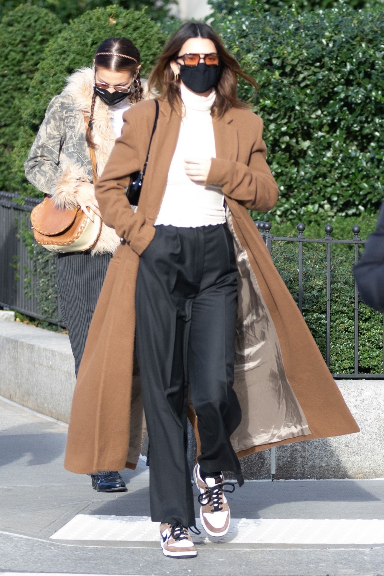 Kendall Jenner out in NYC November 16, 2019 – Star Style