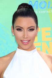 Kim Kardashian - 2011 Teen Choice Awards