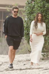 Kim Kardashian - Filming KUWTK in Malibu 11/09/2020