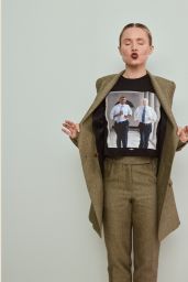 Kristen Bell - Photoshoot for Romper 2020