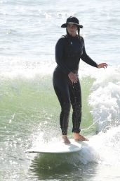 Leighton Meester and Adam Brody - Surfing Session in NY 11/09/2020