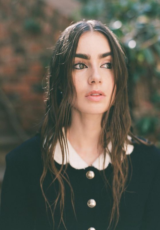 Lily Collins 11/07/2020