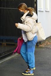 Maisie Smith - Arrive in North London for Strictly Come Dancing Rehearsals 11/26/2020