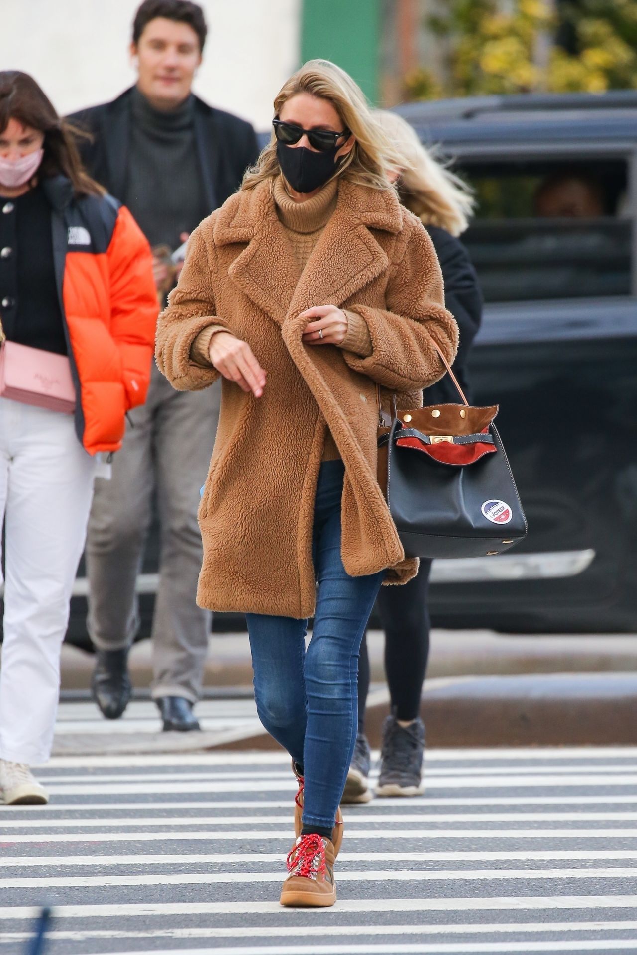 Nicky Hilton Street Style - New York 11/03/2020 • CelebMafia