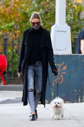 Olivia Palermo in Ripped Jeans - NYC 11/11/2020