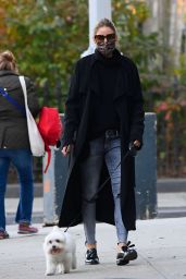 Olivia Palermo in Ripped Jeans - NYC 11/11/2020