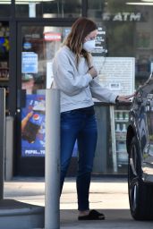 Olivia Wilde at a Gas Station in Los Angeles 11/17/2020
