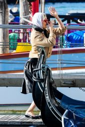 Pom Klementieff Cute Street Style - Venice 11/13/2020