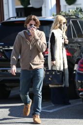Rachel Zoe With Her Husband Rodger Berman at the Brentwood Country Mart 11/15/2020