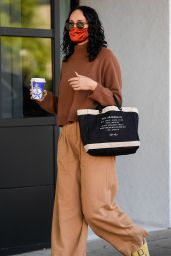 Rumer Willis in Casual Outfit - Beverly Hills 11/17/2020