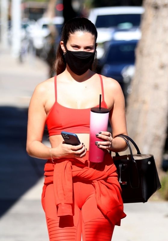 Sara Sampaio at the Gym in West Hollywood 11/17/2020