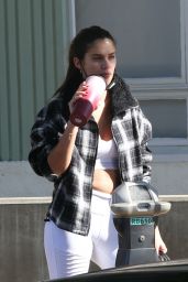 Sara Sampaio in Gym Ready Outfit - Los Angeles 11/13/2020