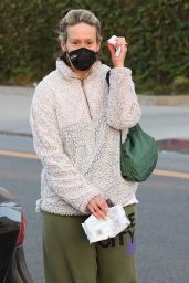 Sarah Paulson - Leaving the Balayage by Nancy Braun Hair Salon in Beverly Hills 11/10/2020