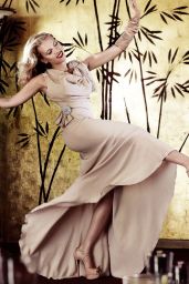 Scarlett Johansson - Vogue 2012