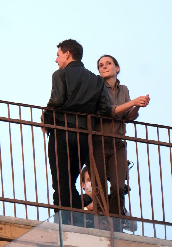 Tom Cruise and Rebecca Ferguson - Filming a Scene for "Mission Impossible 7" in Venice 11/10/2020