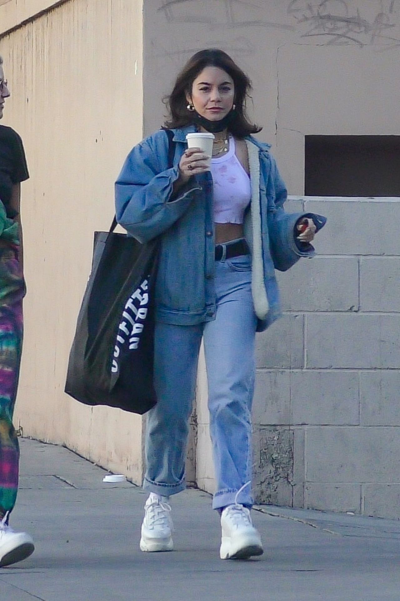 Vanessa Hudgens Street Style - Shopping in Burbank 11/28/2020 • CelebMafia