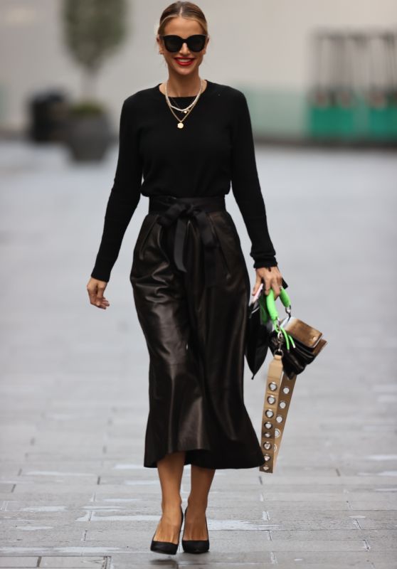 Vogue Williams Chic Style - London 11/22/2020 • CelebMafia