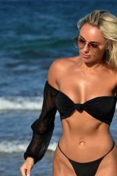 Amber Turner in a Black Bikini on the Beach in Dubai 12/27/2020