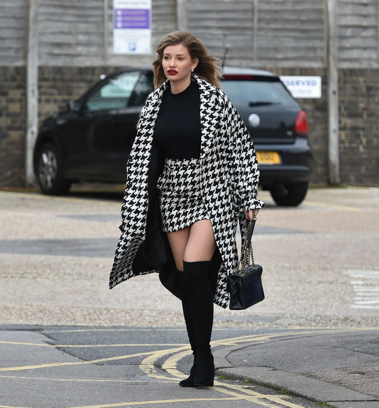 Amy Hart Street Style - Worthing, Sussex 12/22/2020 