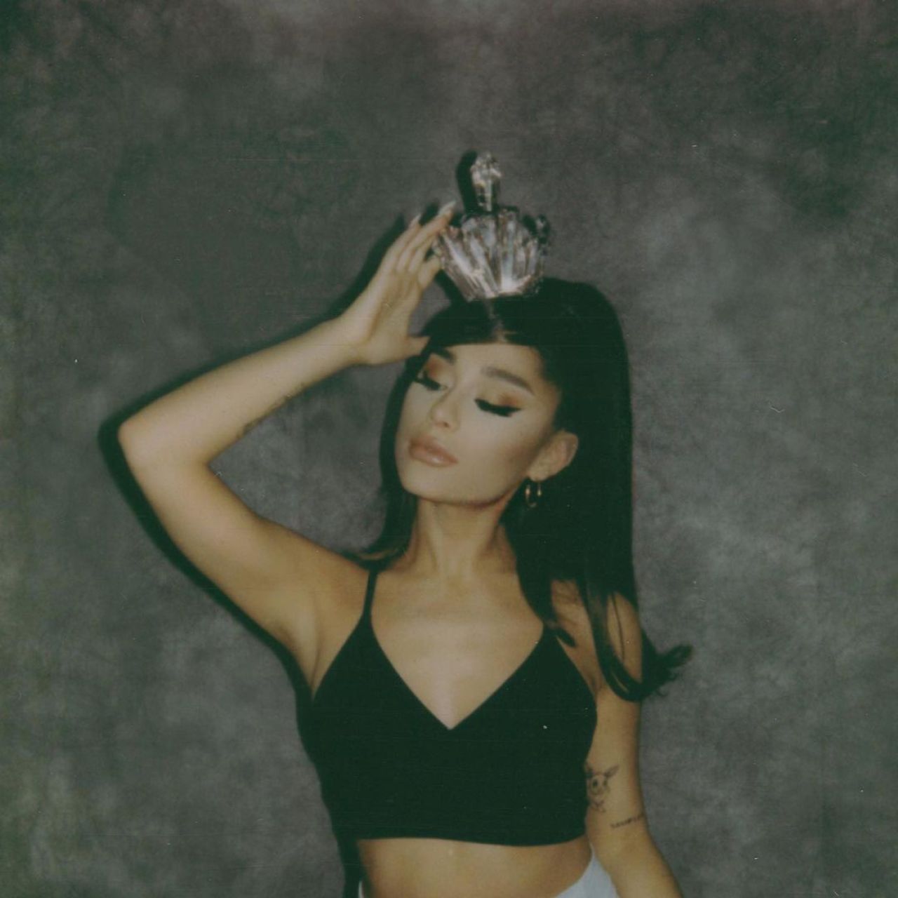 Ariana Grande 12/22/2020 • CelebMafia