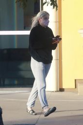 Ariel Winter in a Black Jumper and Grey Joggers - Exiting Laser Away Spa in LA 12/09/2020