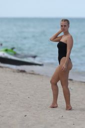 Bianca Elouise in a Swimsuit - Beach in Miami June 2016