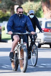 Christina Schwarzenegger - Bike Riding in Santa Monica 12/11/2020