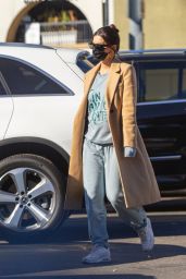 Emily Ratajkowski in a Winter Coat - Out in Los Angeles 12/15/2020